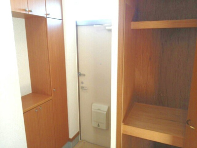 【玄関】 | プリムローズ | 落ち着いた玄関です