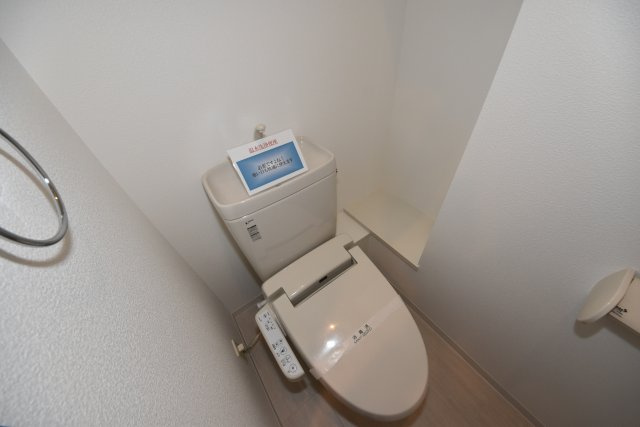 ラムール難波西のトイレ|現状有姿