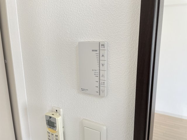 ラムール難波西