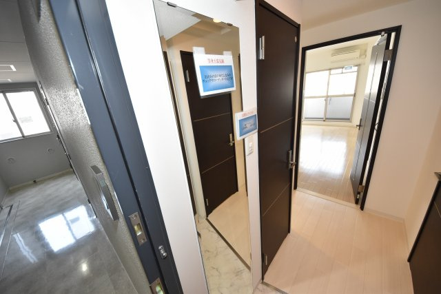 ラムール難波西