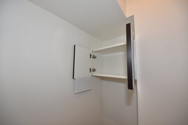 ラムール難波西