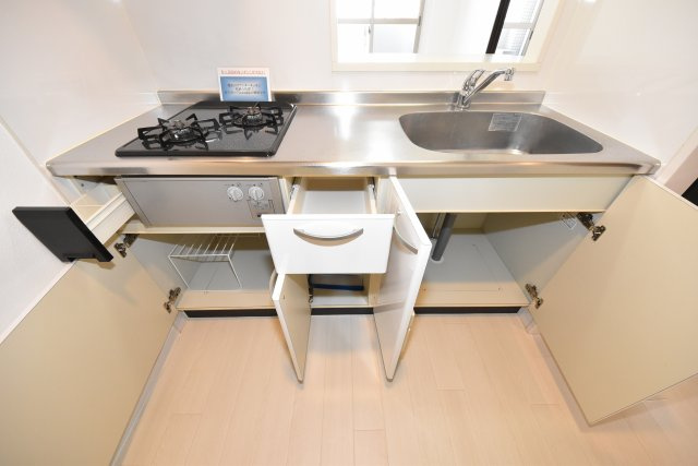 ラムール難波西