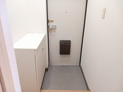 【玄関】 | ナックメイプルニュータウンＢ