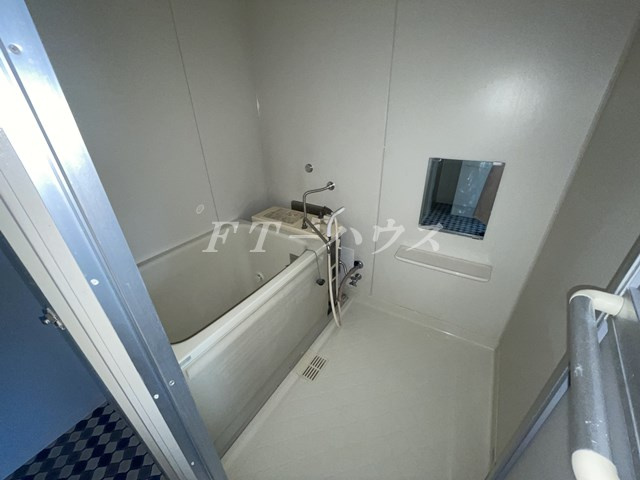 習志野市津田沼２丁目の賃貸マンションの浴室