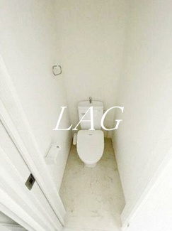 【トイレ】 | ノーブルヴィレッジ元橋本 | トイレです。