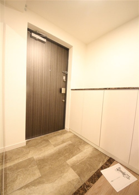 【玄関】 | RISING Maison 本町橋