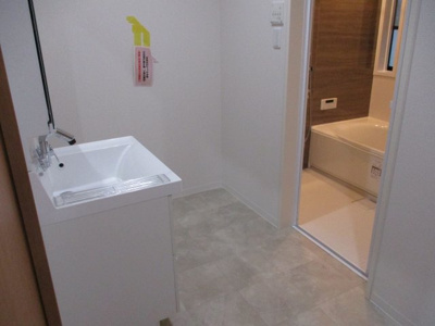 【独立洗面台】 | 山手三丁目22番15号（B-12）