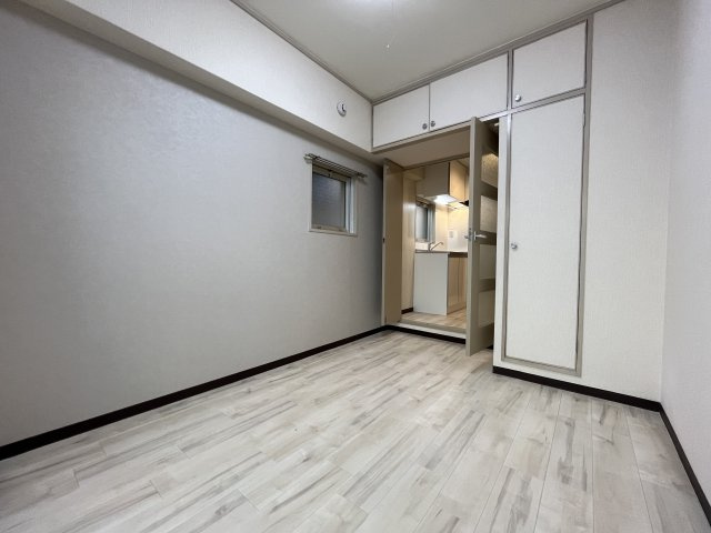 収納付きのリビングです♪