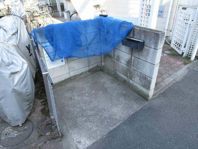 敷地内ごみ集積所
