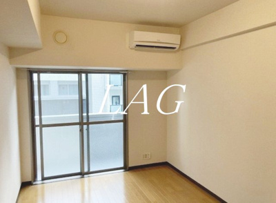 【居間・リビング】 | スカイコート神田 | 洋室のお部屋です。