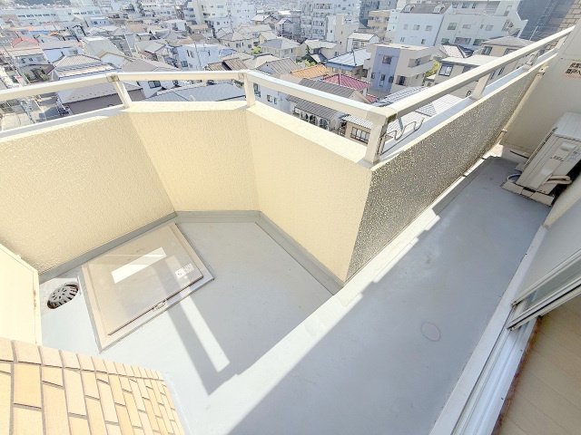 メルポート出汐のバルコニー