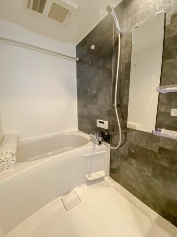 リブレスト篠崎の浴室