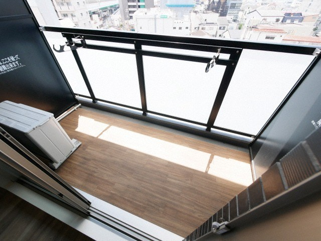大阪市西淀川区柏里２丁目の賃貸マンションのバルコニー