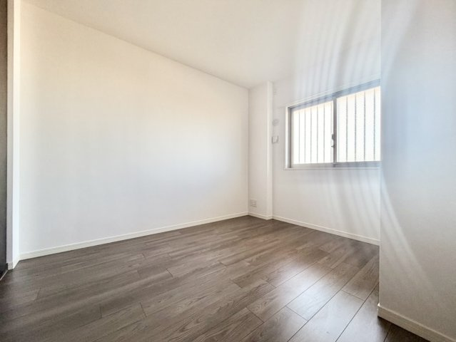 アルファステイツ久居駅の洋室