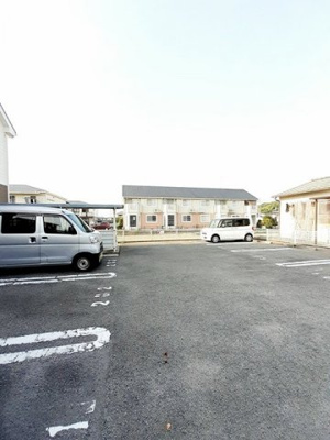 【駐車場】 | サンライズ別府 | 駐車場があります