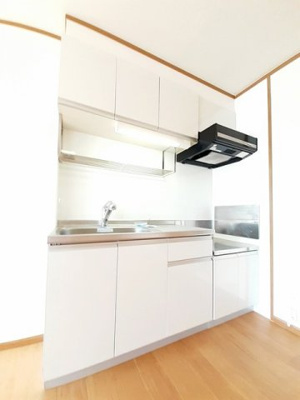 【キッチン】 | サンライズ別府 | きれいなキッチンです