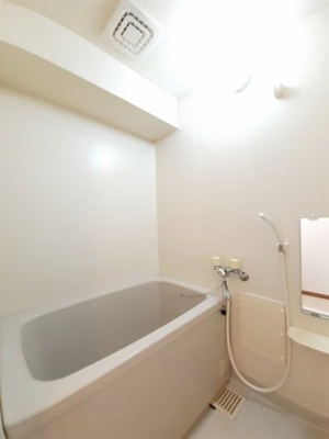 【浴室】 | サンライズ別府 | 落ち着いた空間のお風呂です