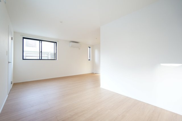 Kolet大森台の居間・リビング|お電話でのご予約がスムーズです！