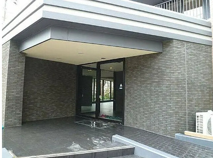 フレンシア田端南のエントランス