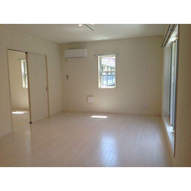 アムール3292の居間・リビング