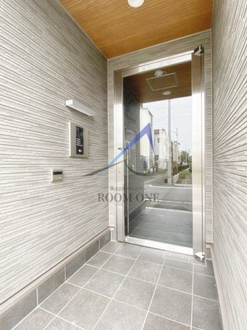 ロコエトワールのエントランス|エントランスです。