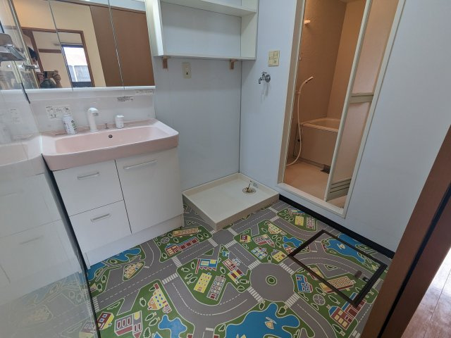 ソシア城山小路　六番館の洗面所