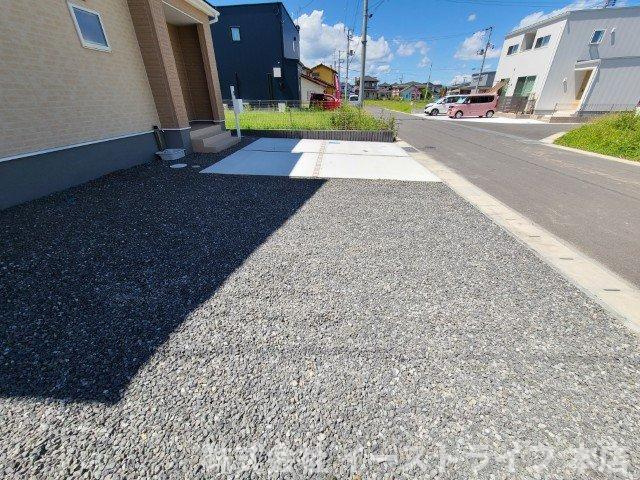 【新築戸建】　いわき市鹿島町久保第2　長期優良住宅の駐車場|同社施工写真　カースペースです。