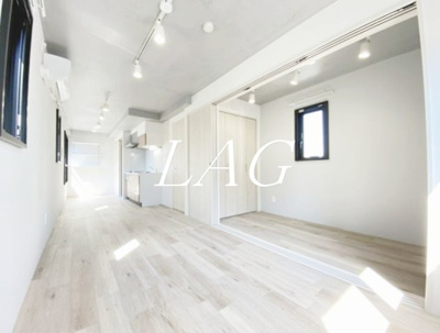 【居間・リビング】 | ＳＱＵＡＲＥ南千住 | 洋室のお部屋です。