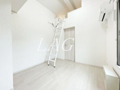 【居間・リビング】 | フォルトゥーナ梅島 | 洋室のお部屋です。