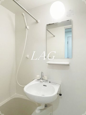 【洗面所】 | フォルトゥーナ梅島 | 洗面台です。