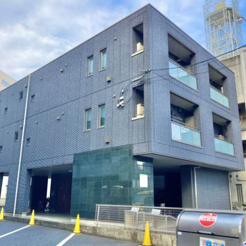 広島市南区出汐４丁目のアパート