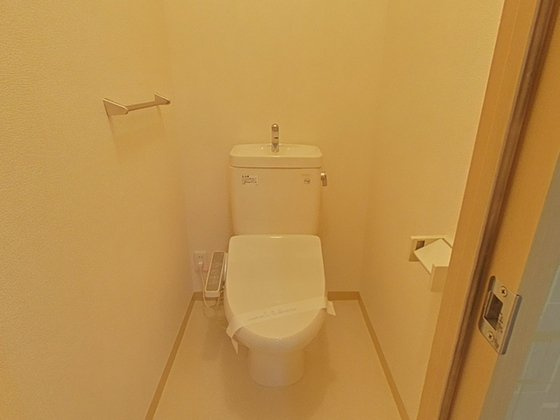 広島市南区出汐４丁目のアパートのトイレ|※別部屋の写真です