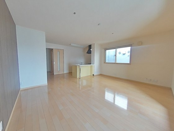 広島市南区出汐４丁目のアパートの居間・リビング|※別部屋の写真です