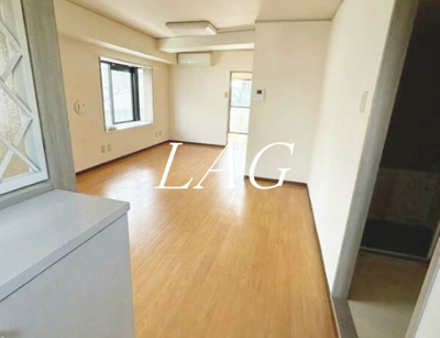 【居間・リビング】 | ヒルトップ・エム | 洋室のお部屋です。