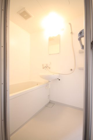 【浴室】