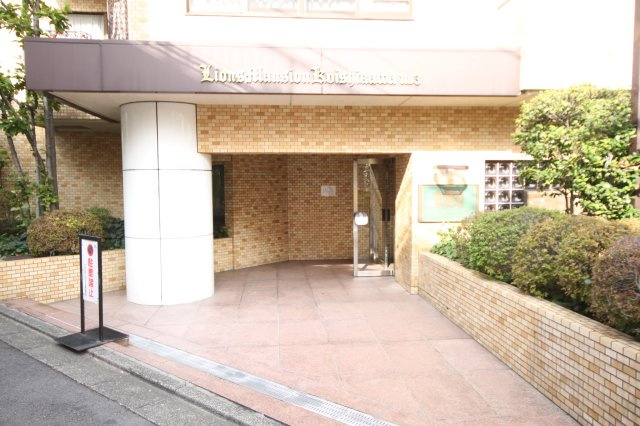 【エントランス】