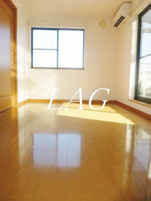 【居間・リビング】 | ラ・テール | 洋室のお部屋です。