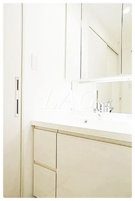 【洗面所】 | プレール・ドゥーク浅草松が谷 | 独立洗面台です。