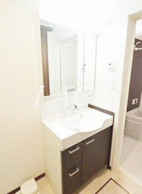 【洗面所】 | ローズガーデン | 洗面台です。