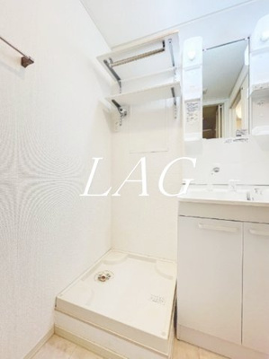 【設備】 | ブルー・イン・スカイ・シティ | 室内洗濯機置場です。