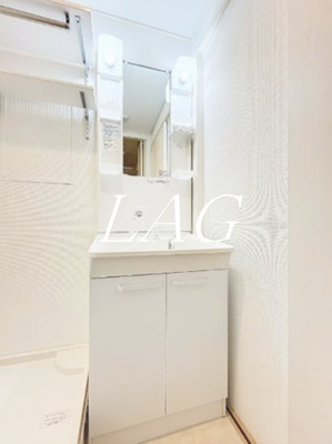 【洗面所】 | ブルー・イン・スカイ・シティ | 洗面台です。