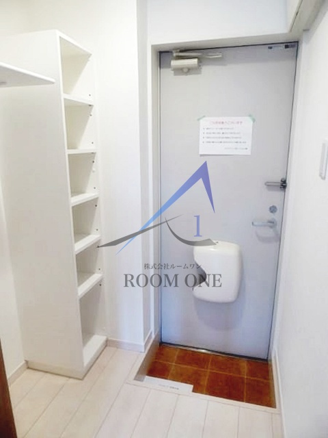 ハーミットクラブハウス東白楽の玄関|玄関です。