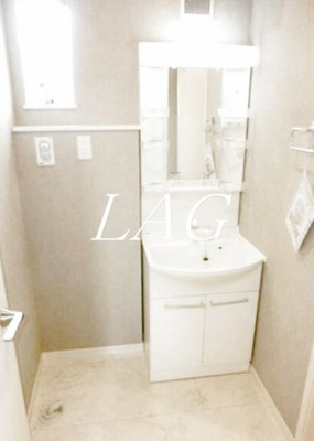 【洗面所】 | Cozy House | 洗面台です。