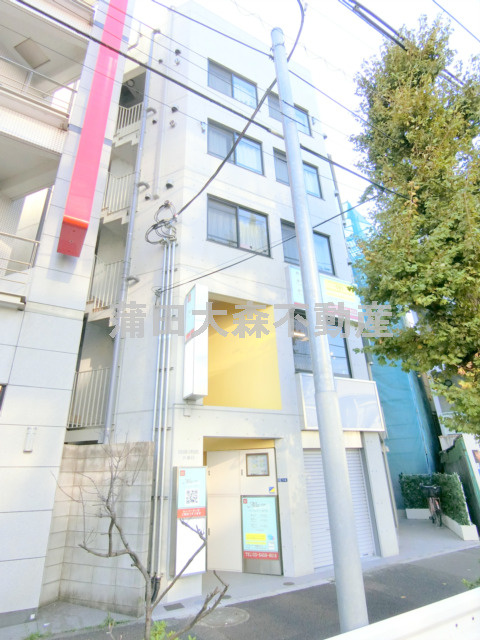 WITH SPACE多摩川の外観|2020年10月築　RC鉄筋コンクリート造地上5階建て総戸数11戸
東京都大田区多摩川1丁目　東急多摩川線矢口渡駅徒歩1分、東急池上線蓮沼駅徒歩12分