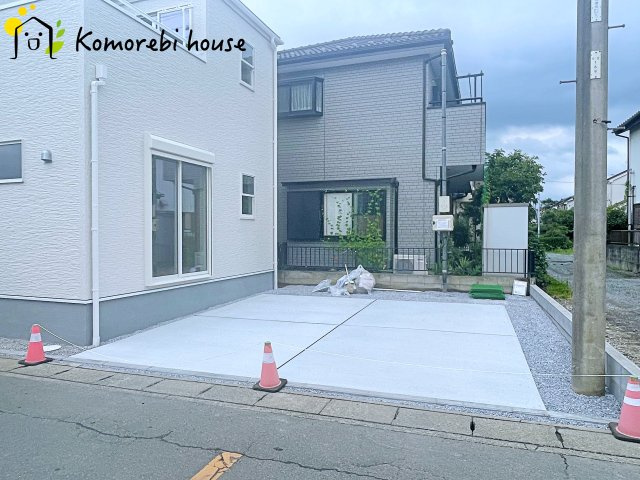 北本市東間　新築一戸建て　リーブルガーデン　01の駐車場|撮影：'26/07/18