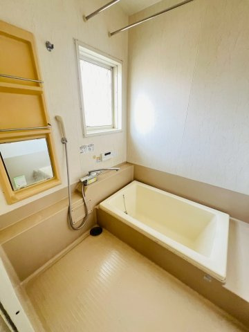 竹の台5丁目戸建の浴室