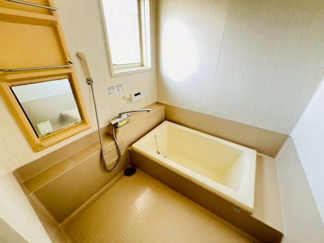 竹の台5丁目戸建の浴室