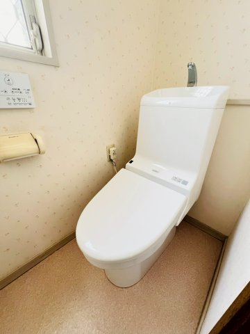 竹の台5丁目戸建のトイレ
