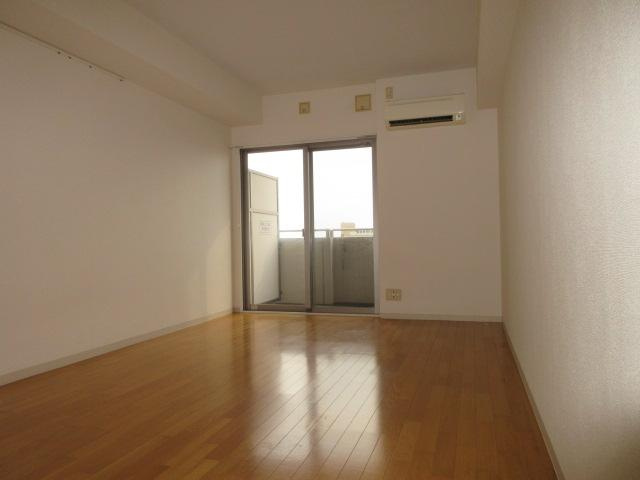 ミッツ・メロディアの寝室