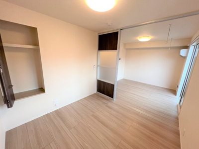 【内装】 | ムーンボウ